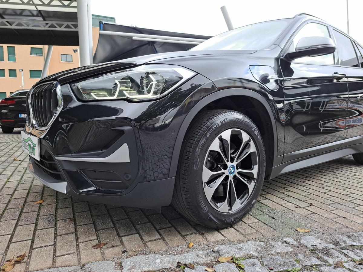 bmw-x1-2022-hibrido-a-gasolina-1499cc