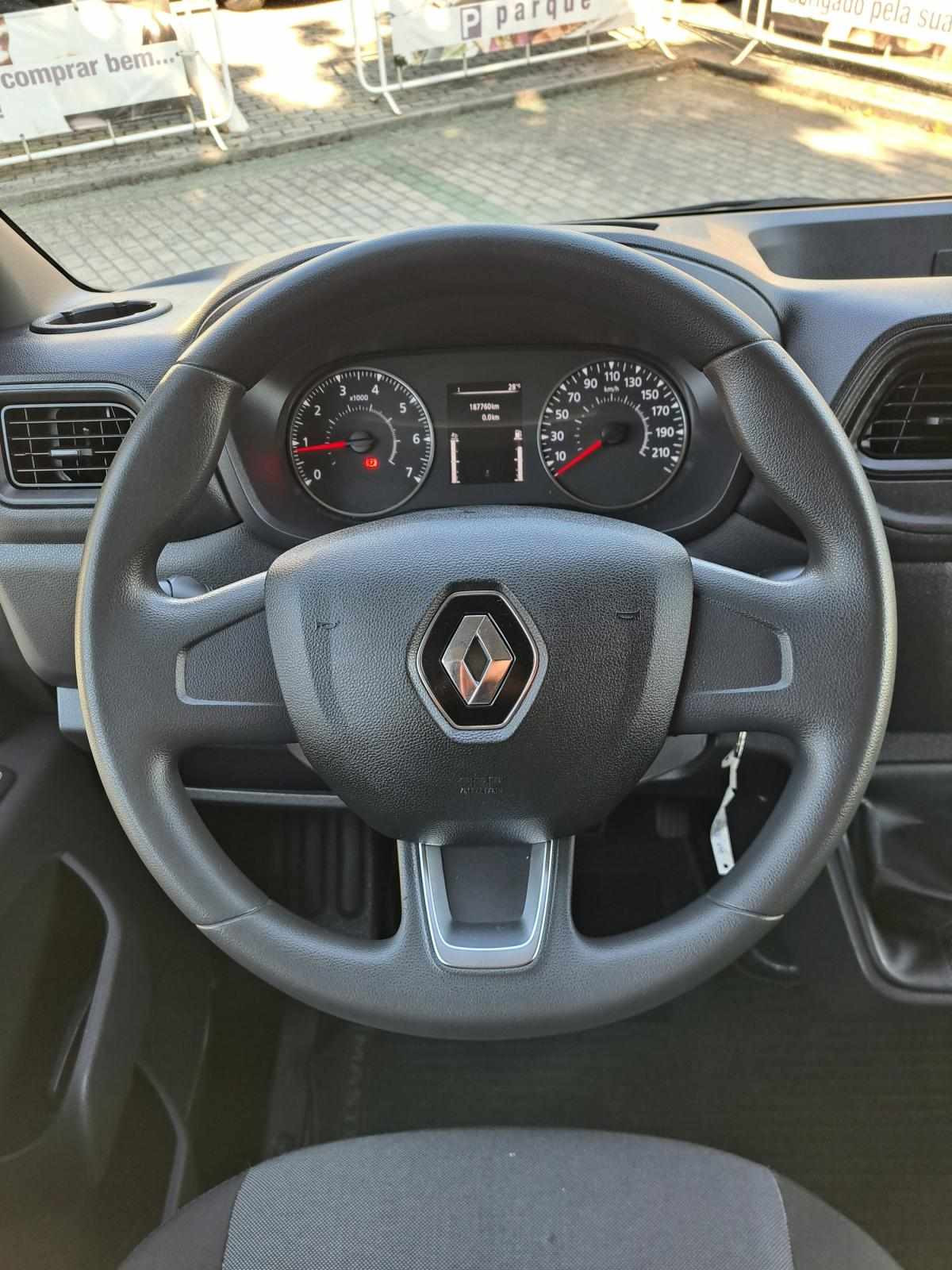 renault-master-2023-diesel-2299cc