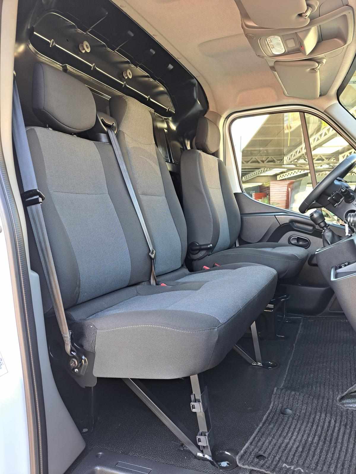 renault-master-2023-diesel-2299cc