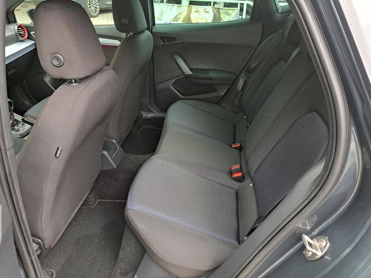 seat-ibiza-2023-gasolina-999cc