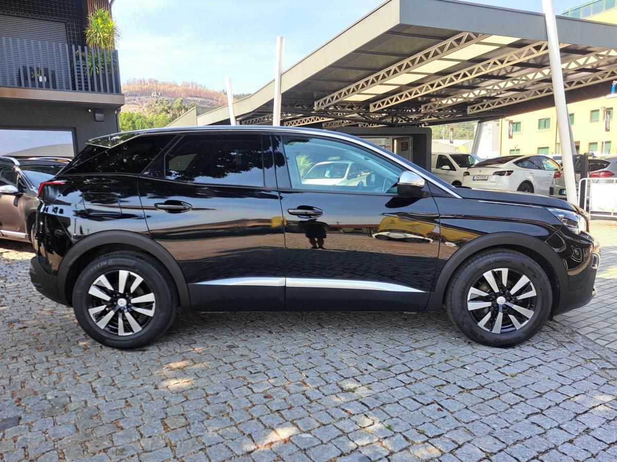 peugeot-3008-2019-diesel-1499cc
