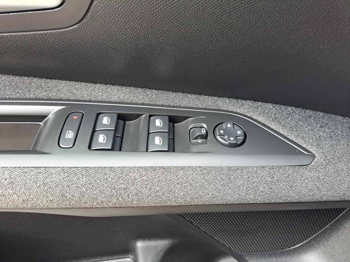 peugeot-3008-2019-diesel-1499cc