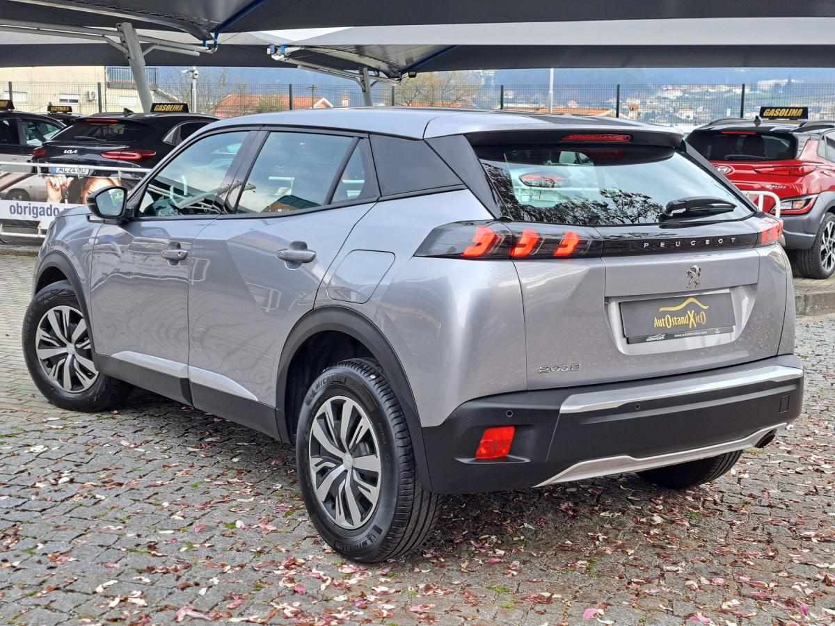 peugeot-2008-2023-gasolina-1199cc