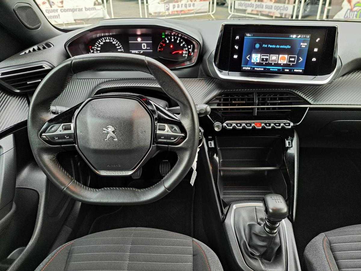 peugeot-2008-2023-gasolina-1199cc