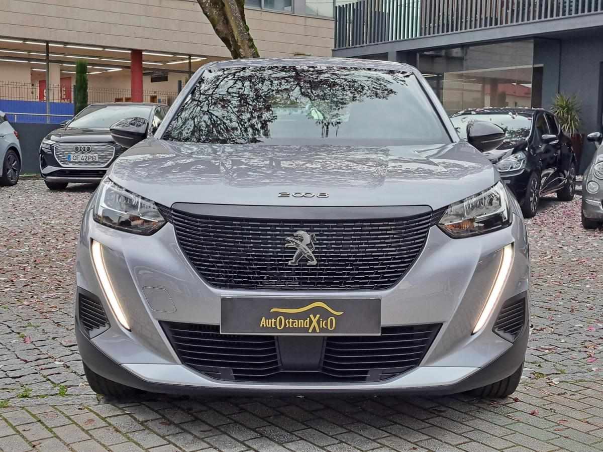 peugeot-2008-2023-gasolina-1199cc