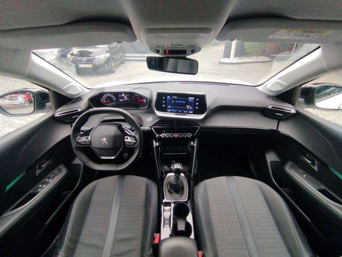 peugeot-208-2022-diesel-1499cc