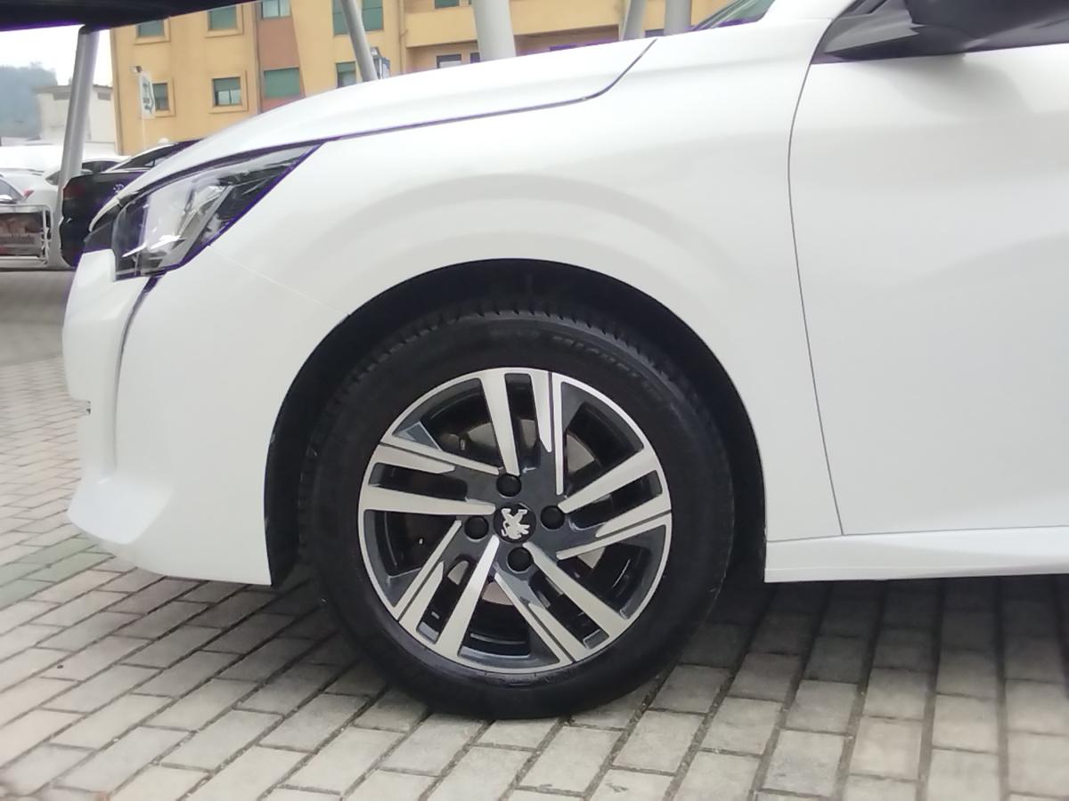 peugeot-208-2022-diesel-1499cc