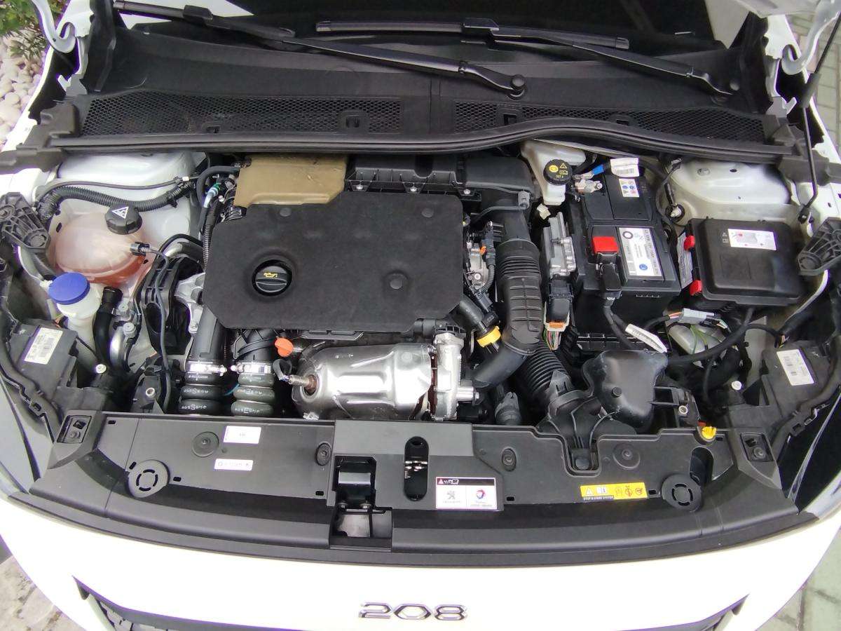 peugeot-208-2022-diesel-1499cc