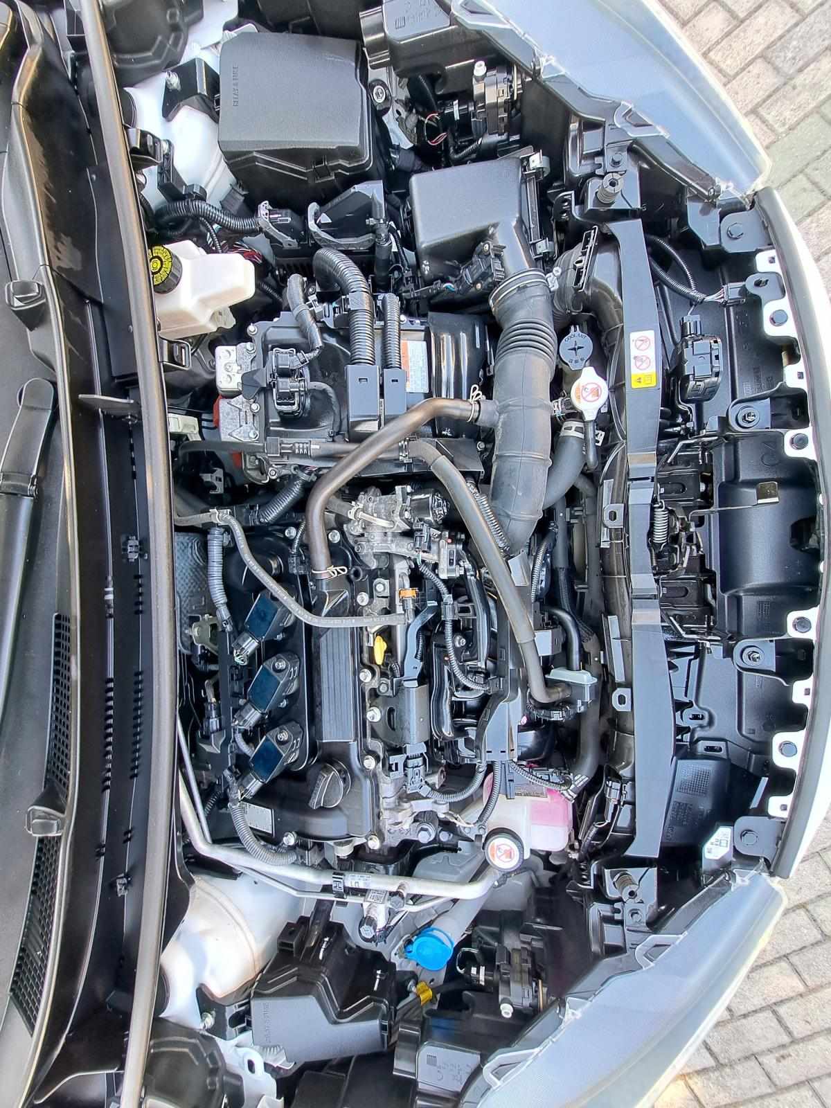 toyota-yaris-2021-hibrido-a-gasolina-1490cc