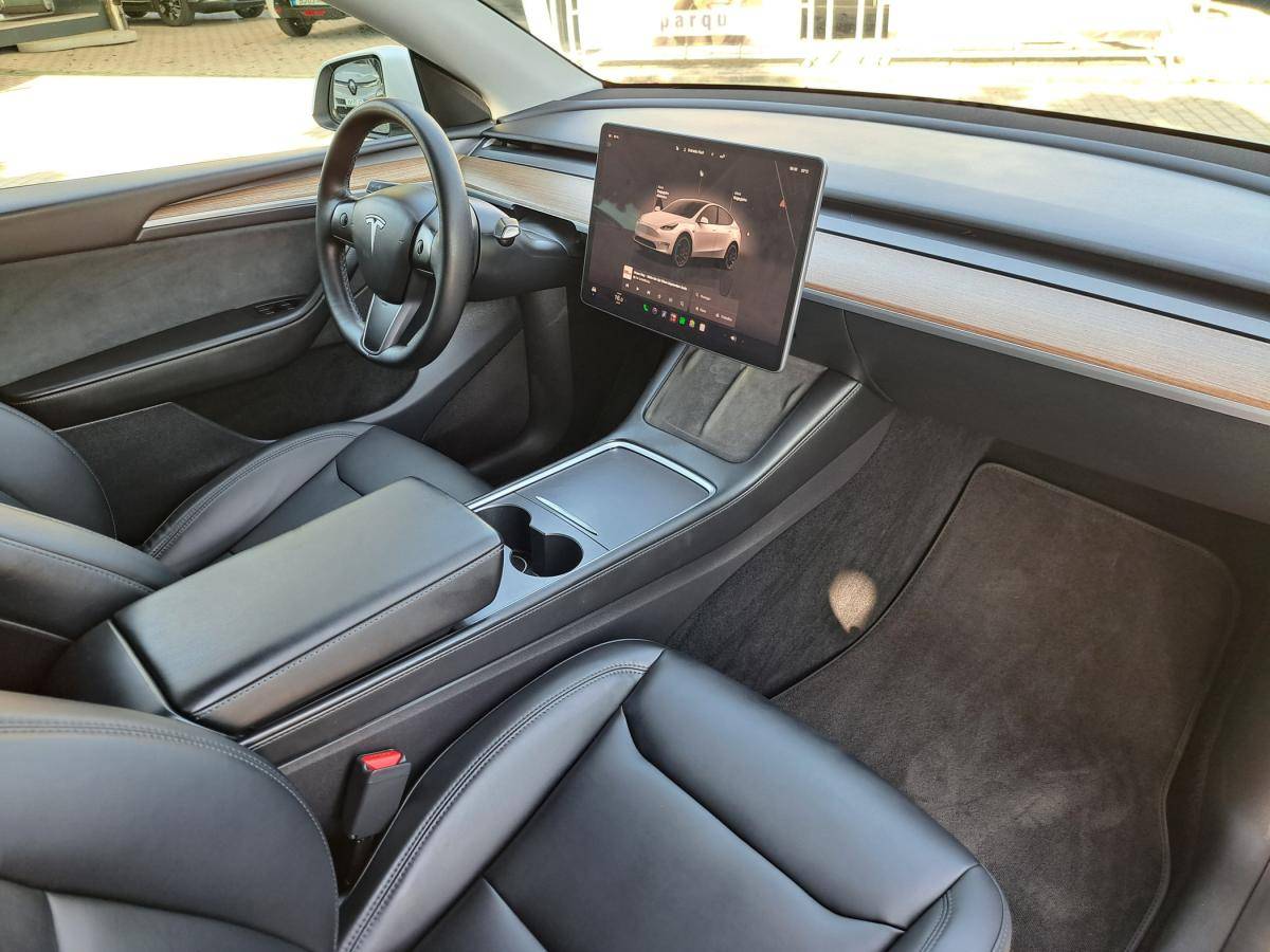tesla-model-y-2022-eletrico-0cc