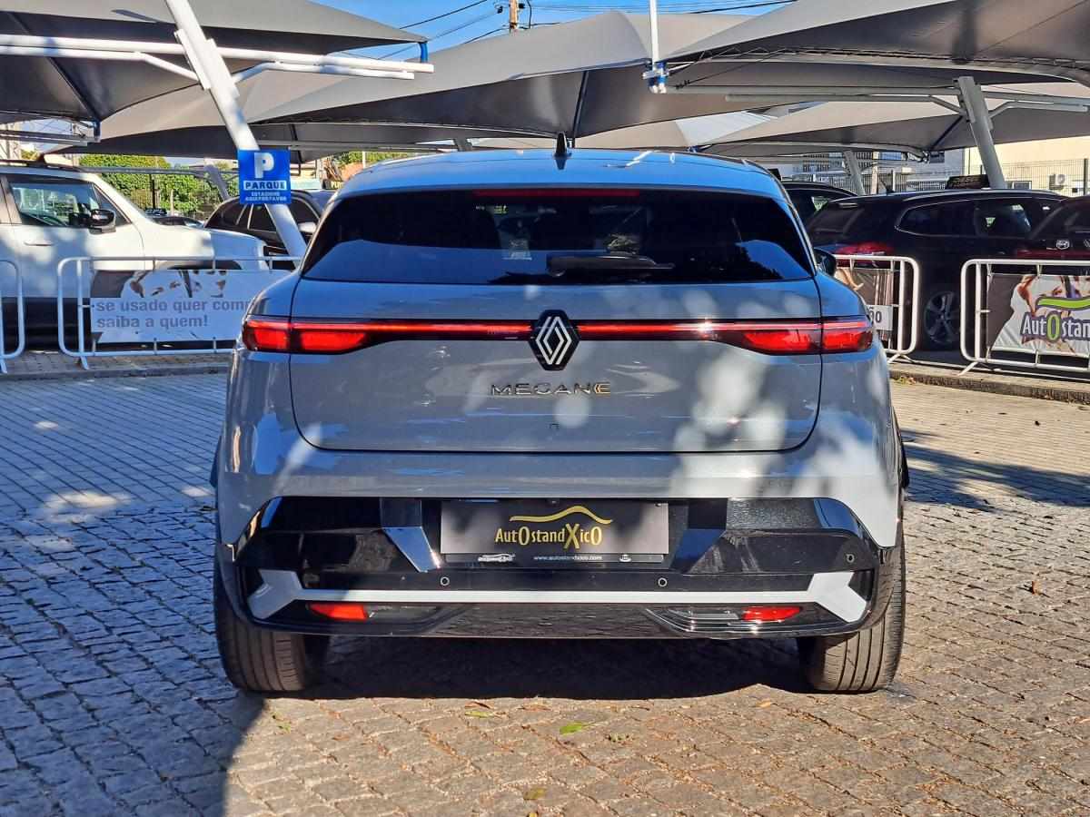 renault-megane-2022-eletrico-0cc