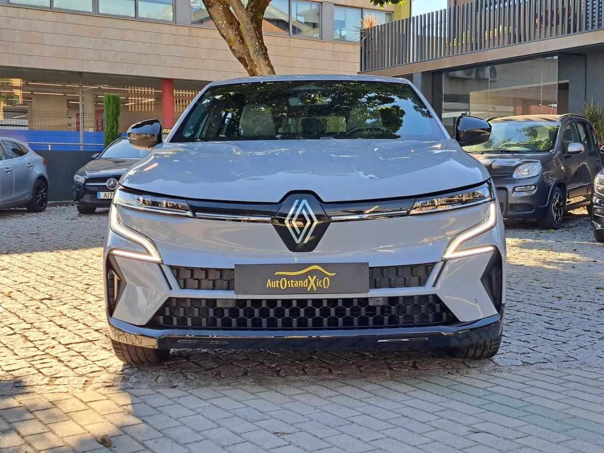 renault-megane-2022-eletrico-0cc