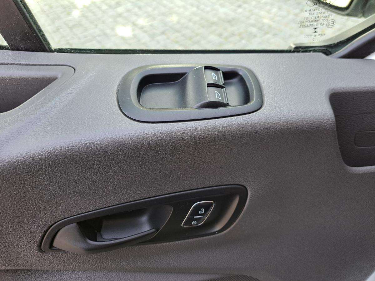 ford-transit-2022-diesel-1995cc