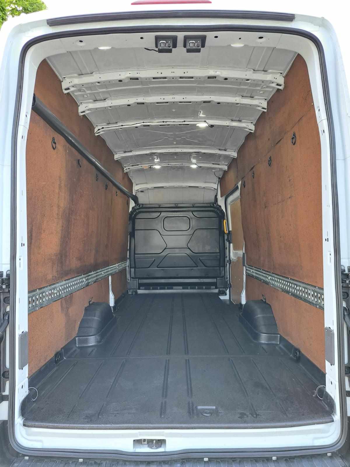 ford-transit-2022-diesel-1995cc