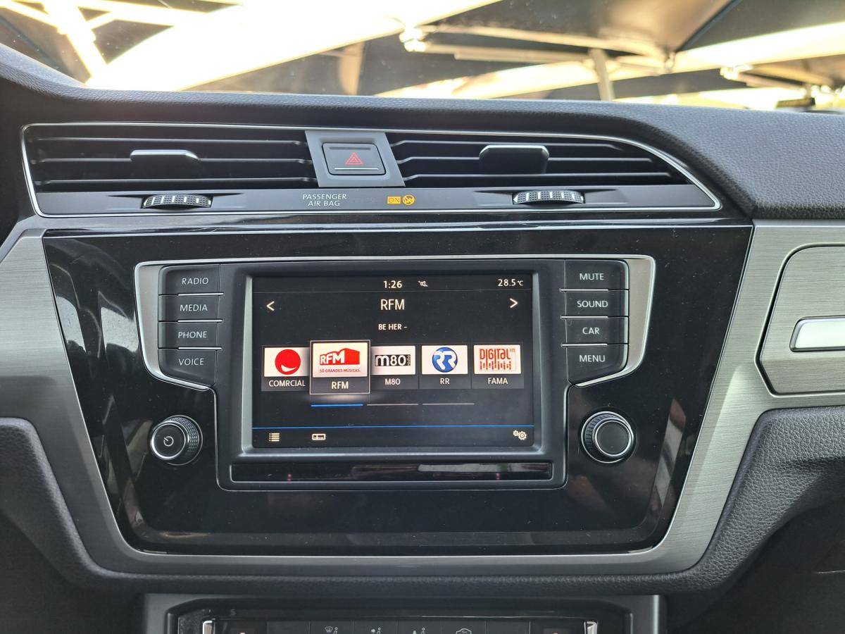 volkswagen-touran-2017-diesel-1598cc
