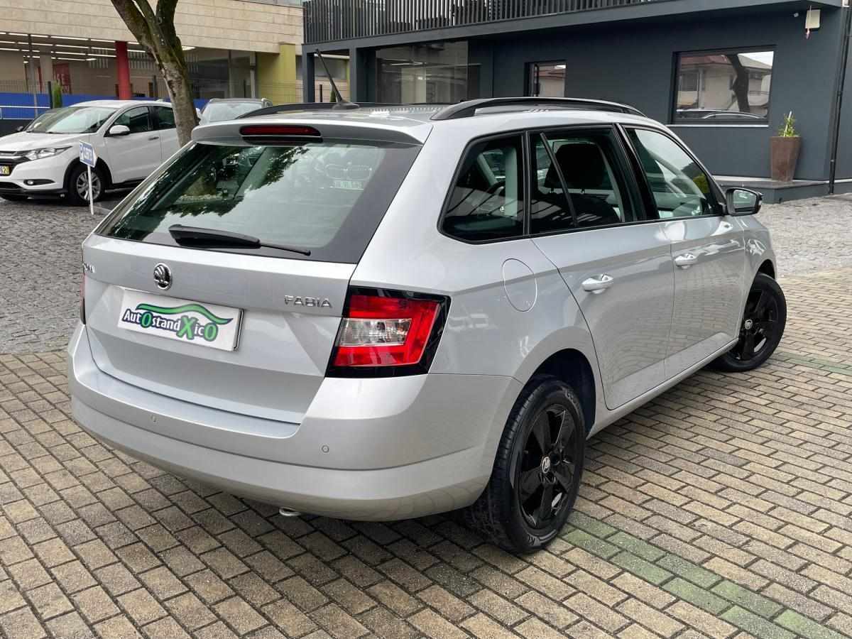 skoda-fabia-break-2018-gasolina-999cc