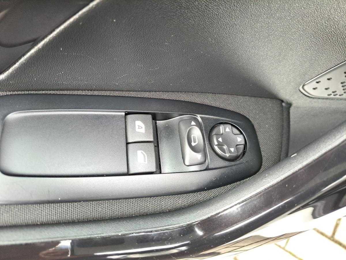 peugeot-208-2020-diesel-1499cc