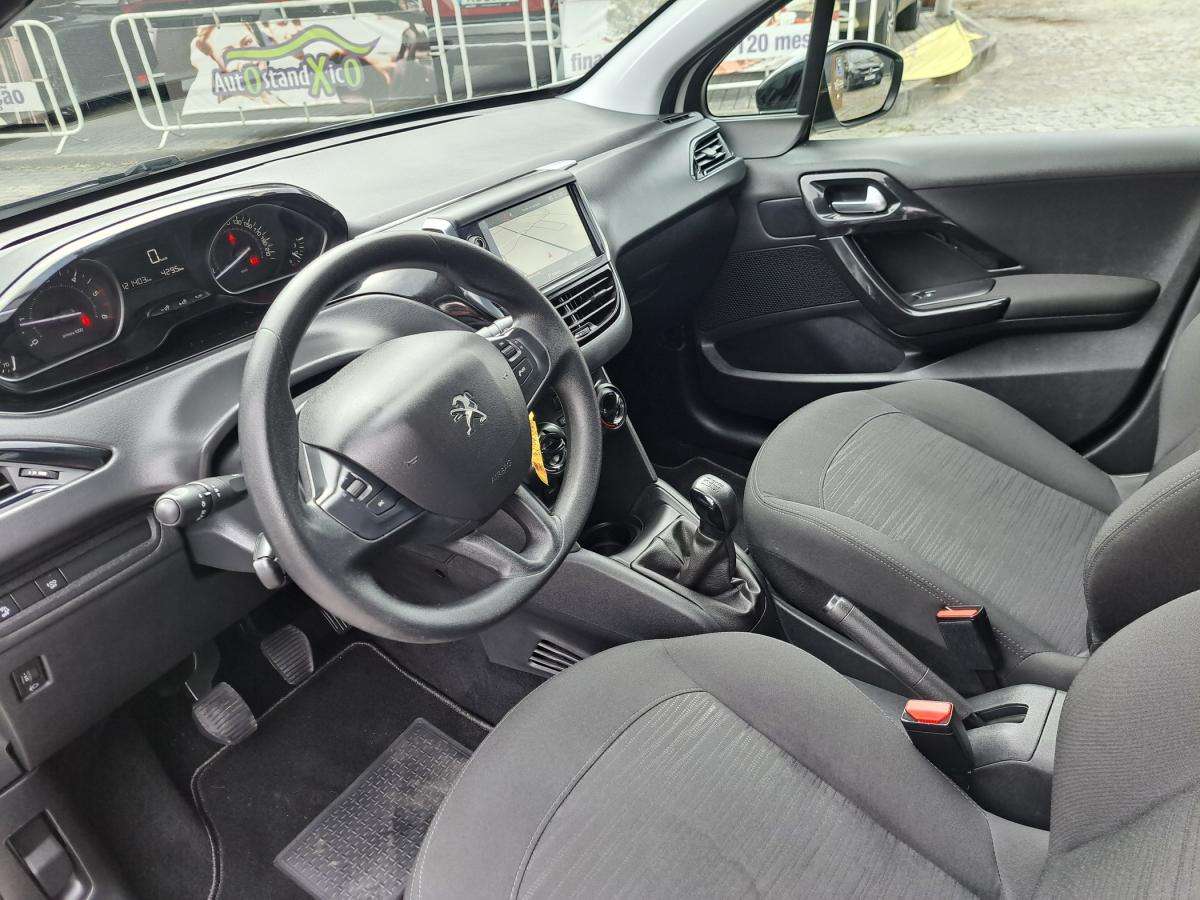 peugeot-208-2020-diesel-1499cc