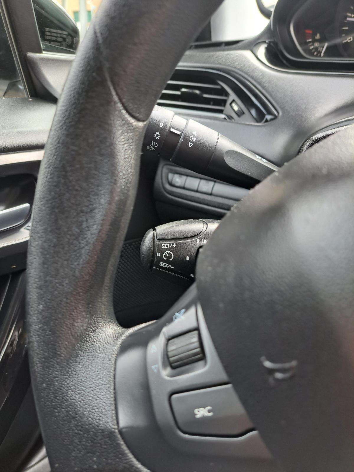 peugeot-208-2020-diesel-1499cc