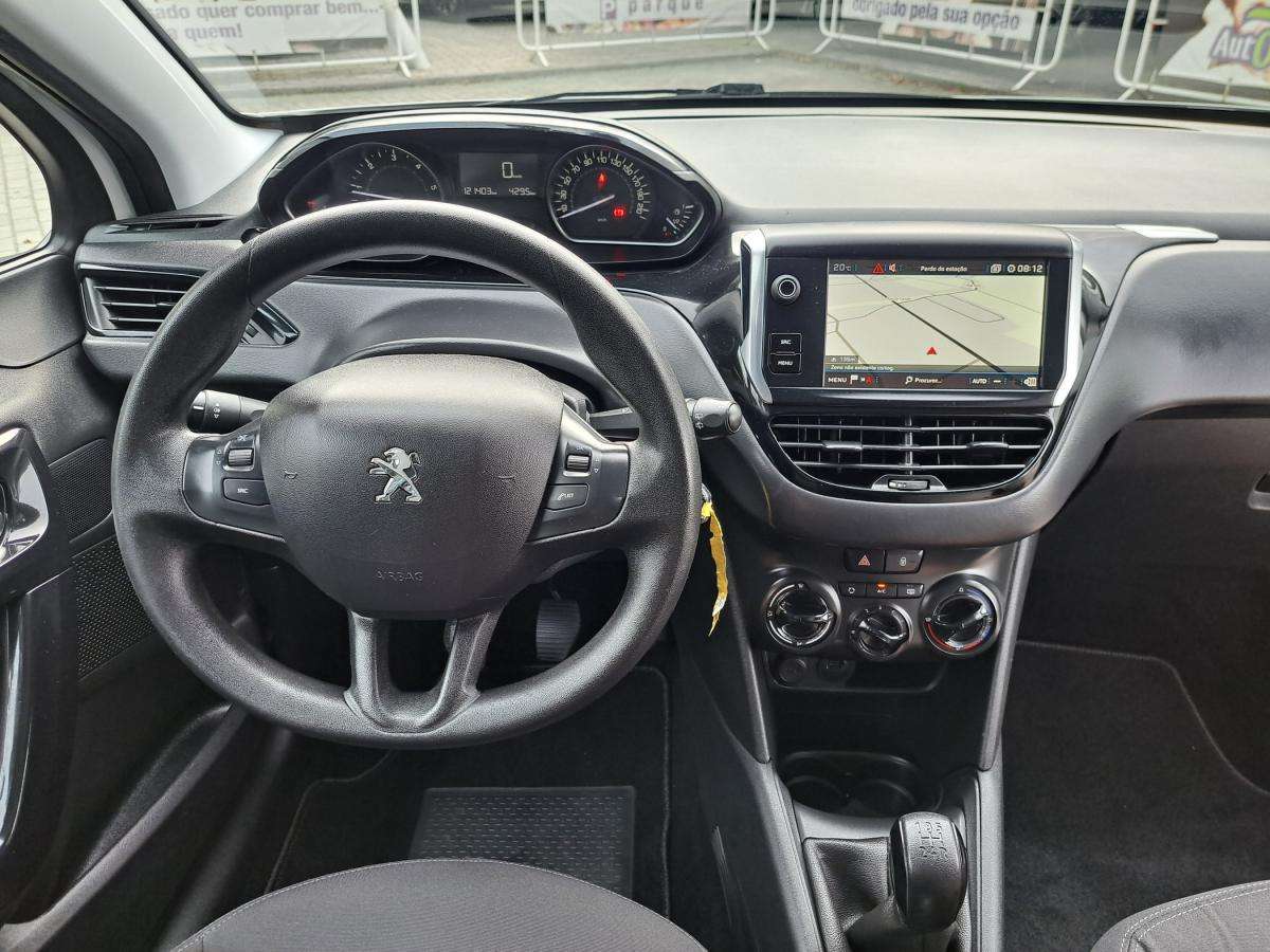 peugeot-208-2020-diesel-1499cc