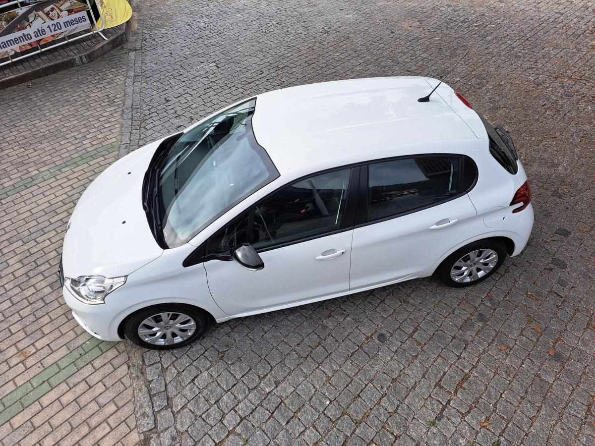 peugeot-208-2020-diesel-1499cc