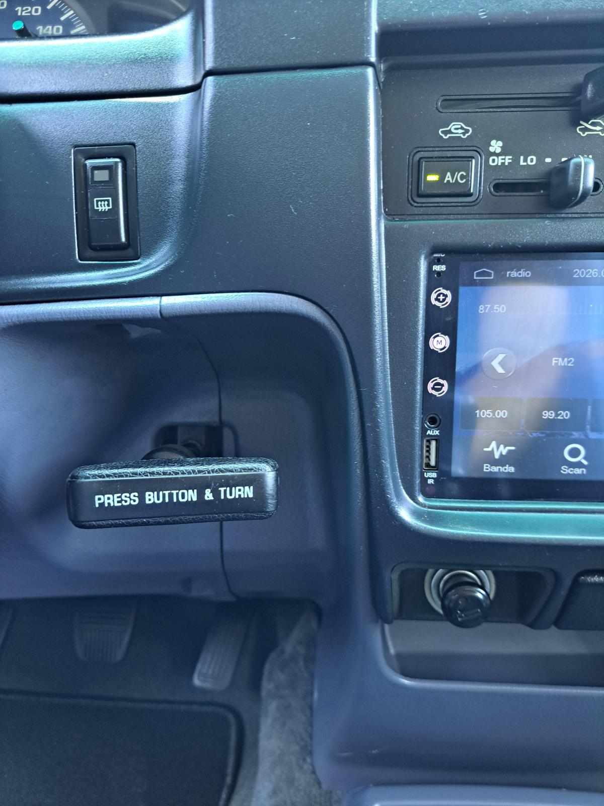 toyota-hilux-1998-diesel-2446cc
