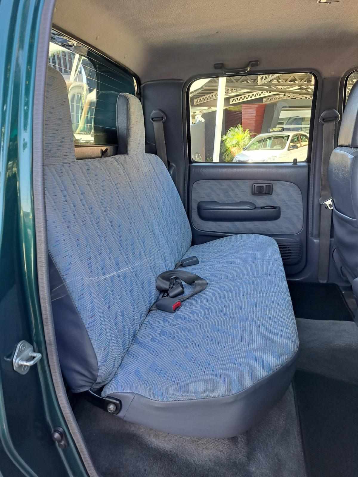 toyota-hilux-1998-diesel-2446cc