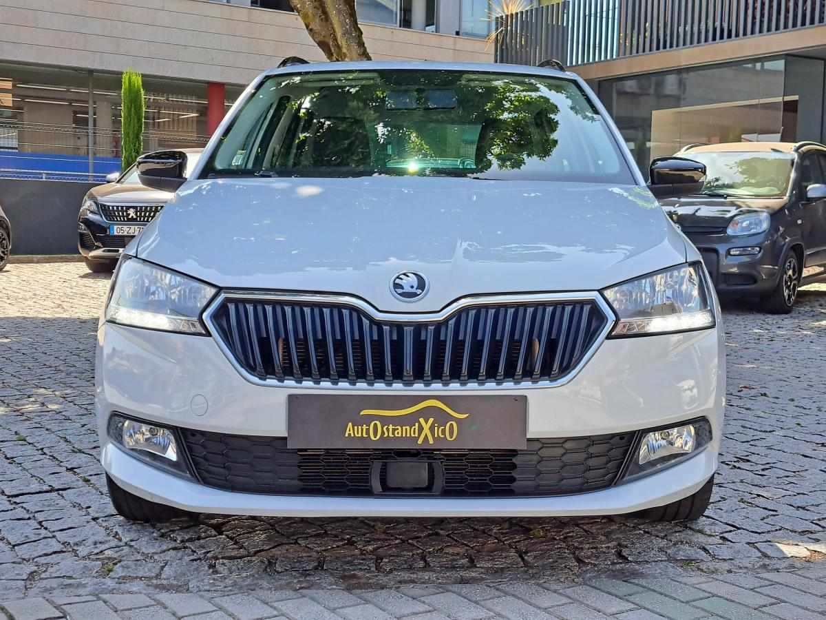 skoda-fabia-break-2022-gasolina-999cc