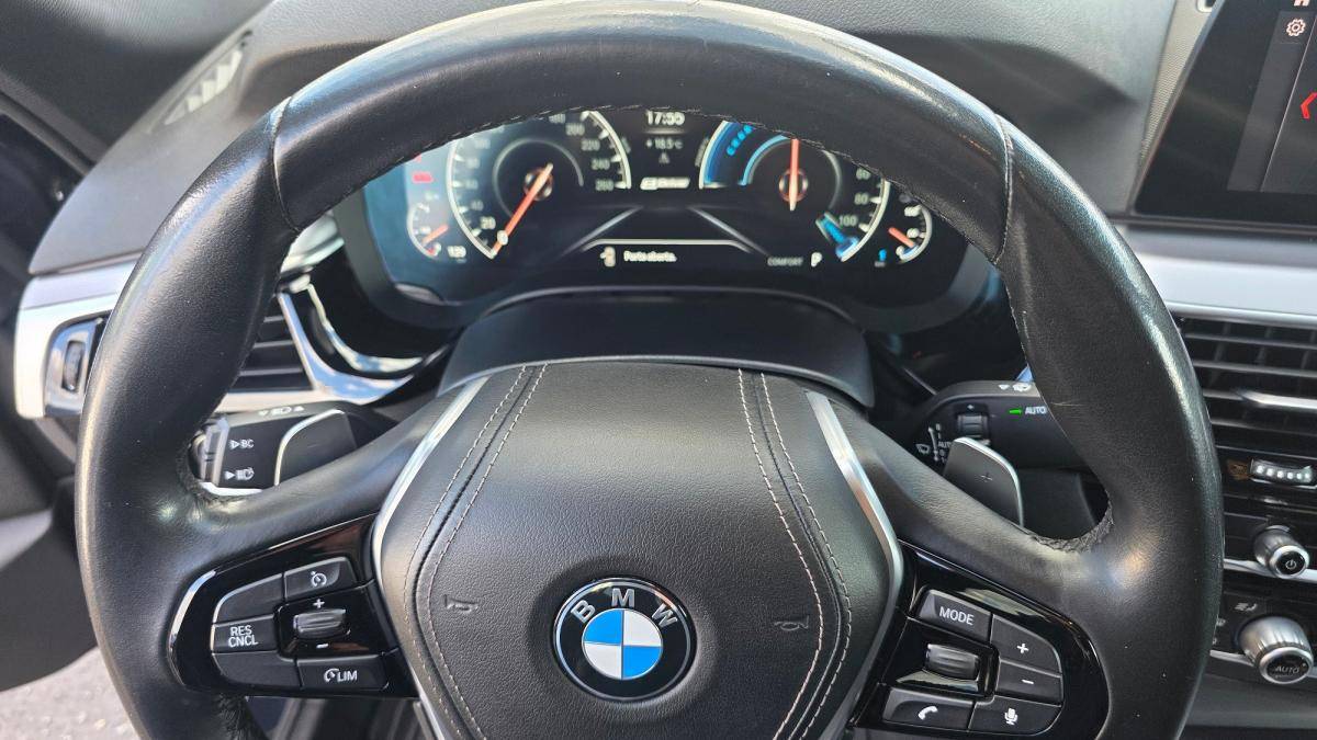 bmw-serie-5-2018-hibrido-a-gasolina-1998cc