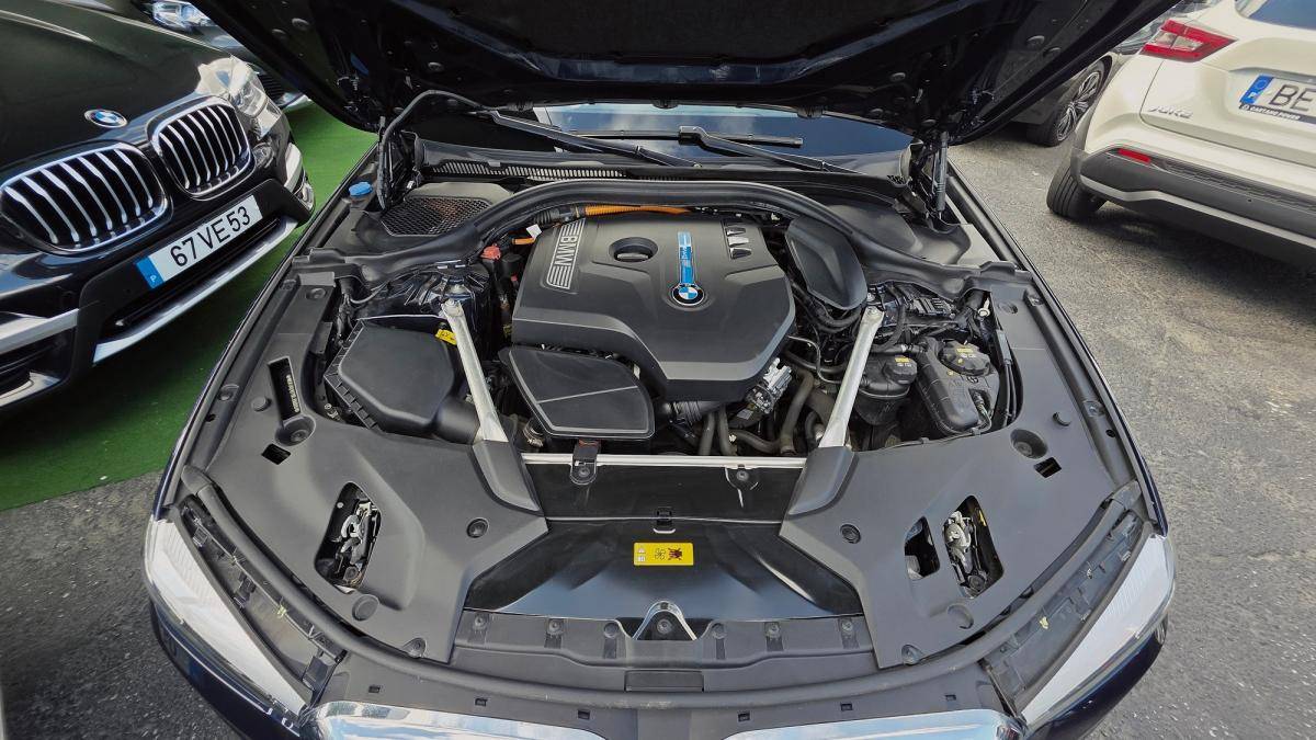 bmw-serie-5-2018-hibrido-a-gasolina-1998cc