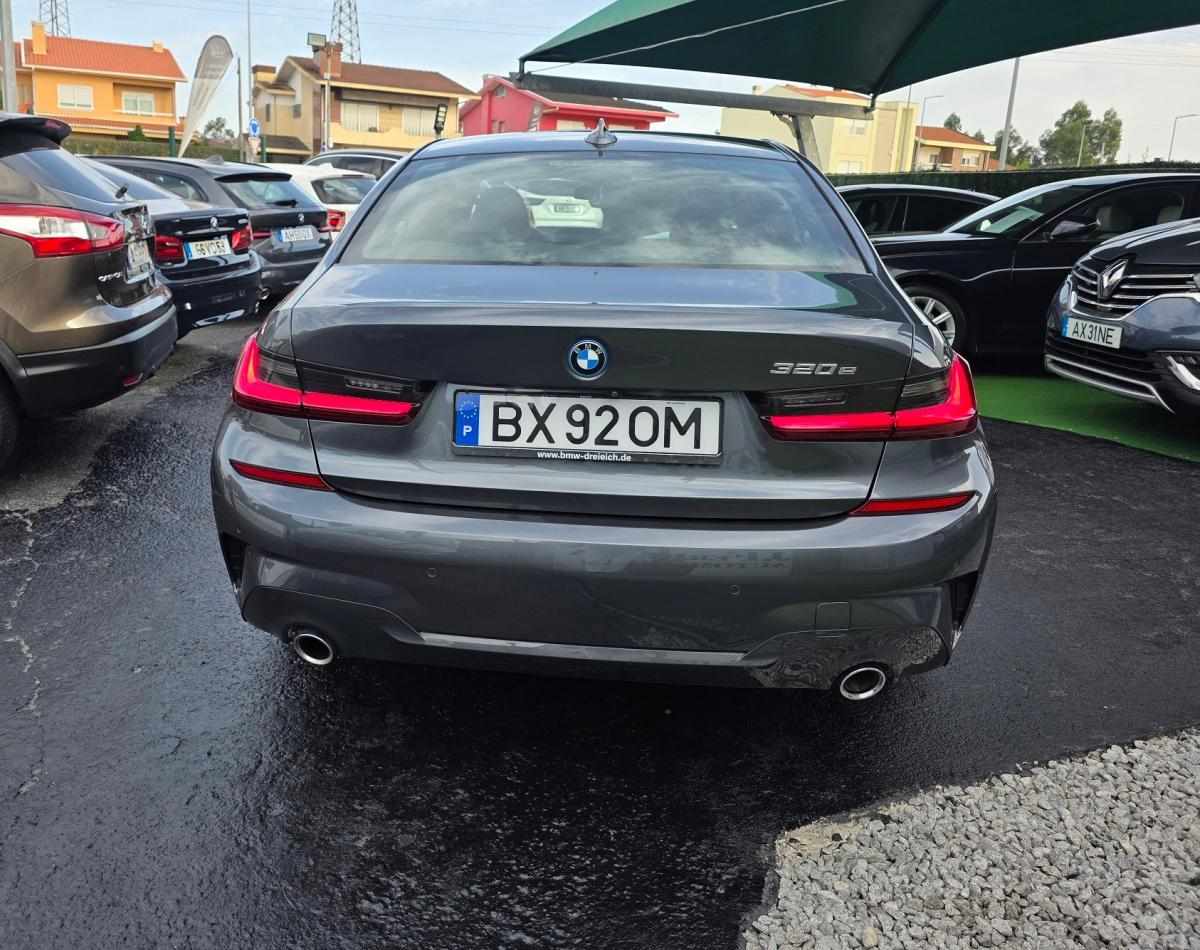 bmw-serie-3-2022-hibrido-a-gasolina-1998cc