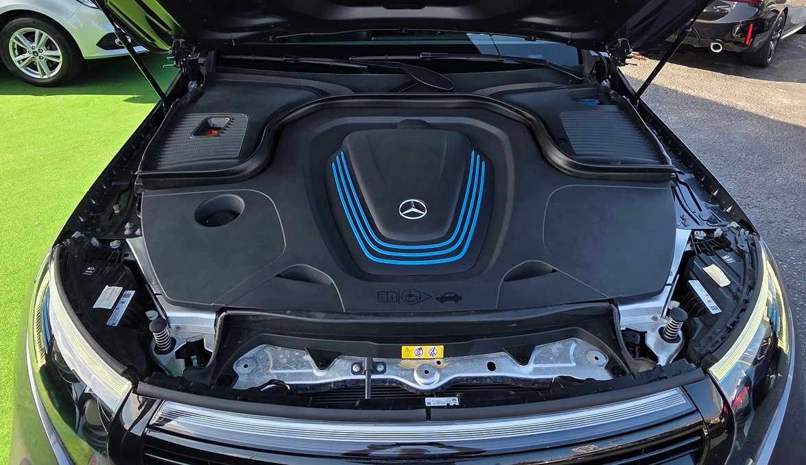 mercedes-benz-eqc-2020-eletrico-0cc