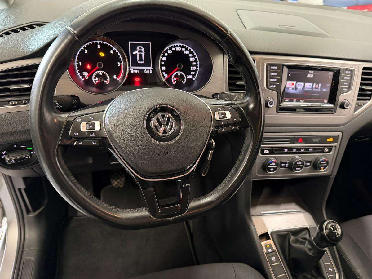 volkswagen-golf-2015-diesel-1598cc