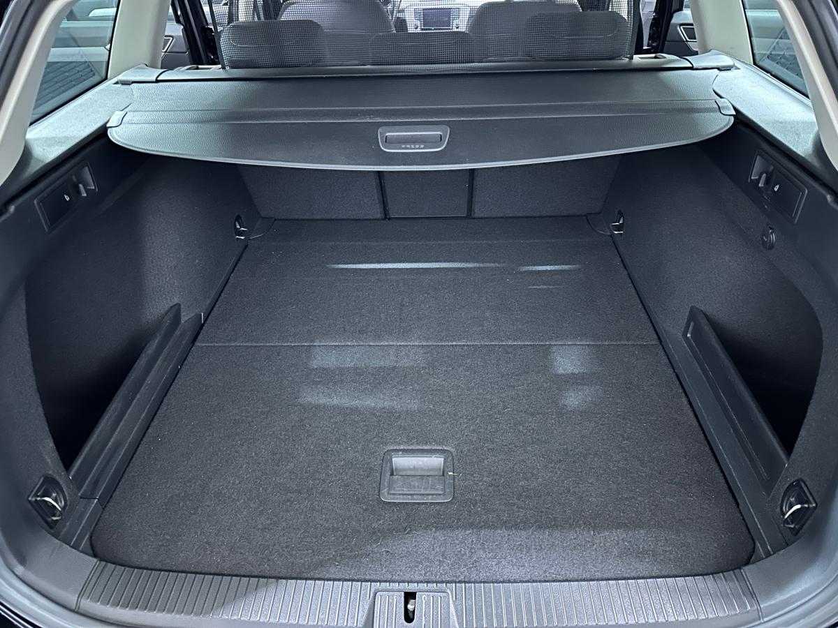 volkswagen-passat-variant-2016-diesel-1968cc