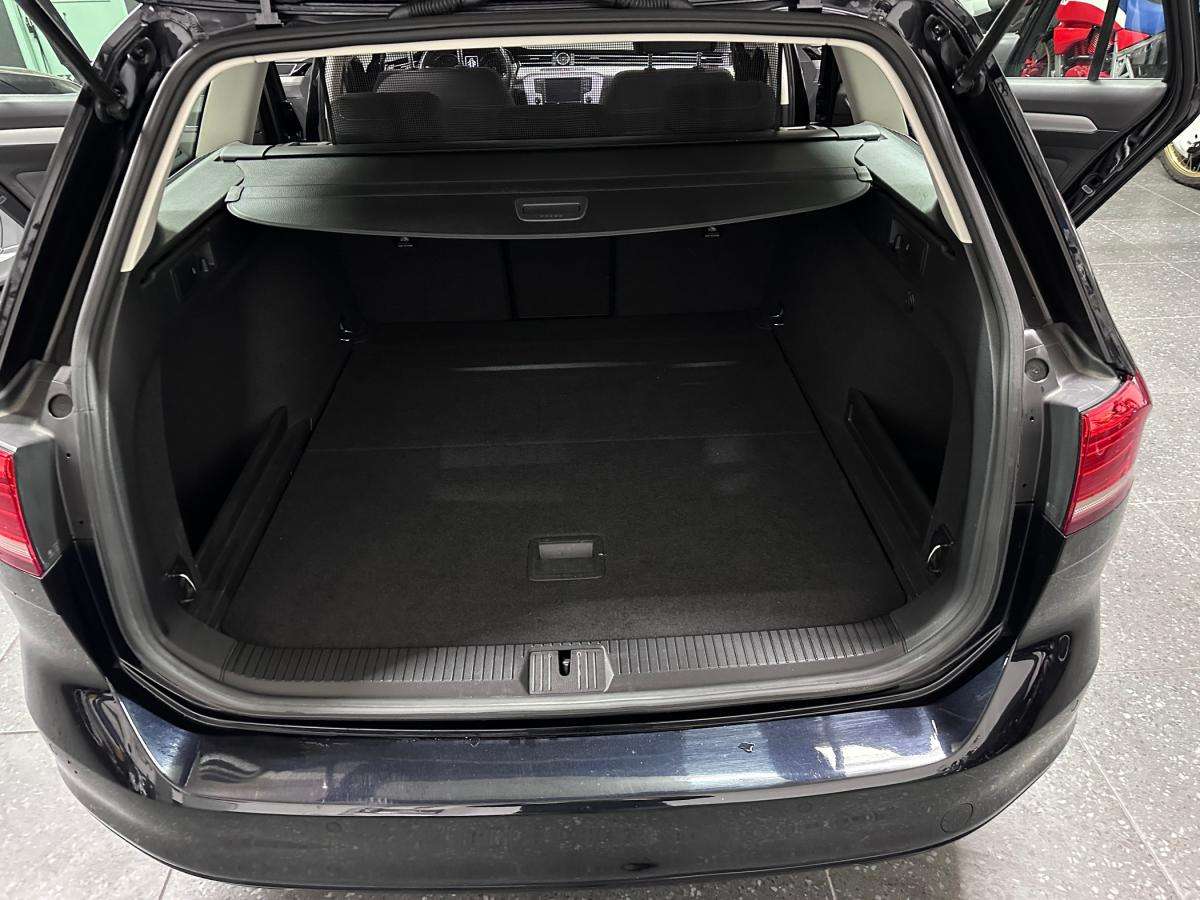 volkswagen-passat-variant-2016-diesel-1968cc