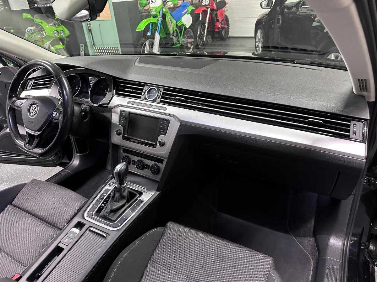 volkswagen-passat-variant-2016-diesel-1968cc