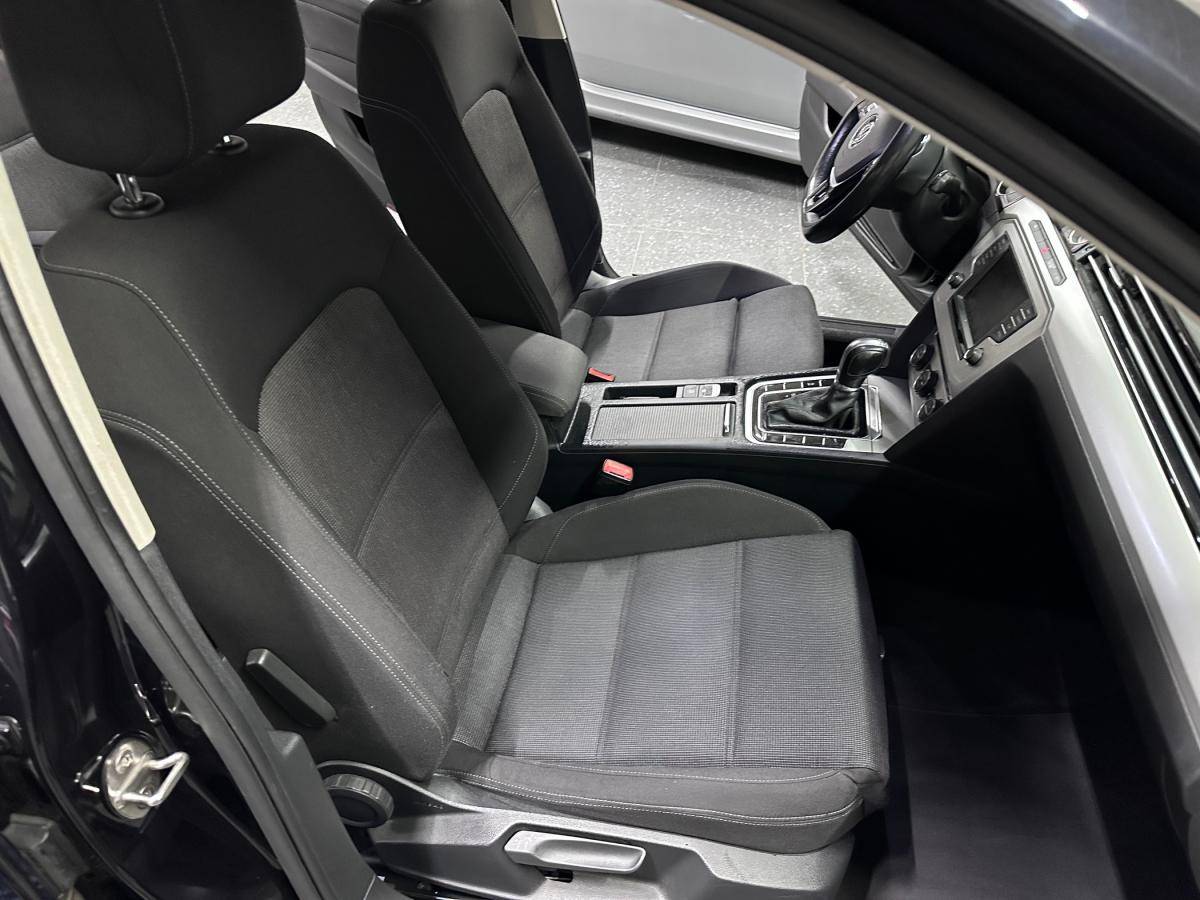 volkswagen-passat-variant-2016-diesel-1968cc