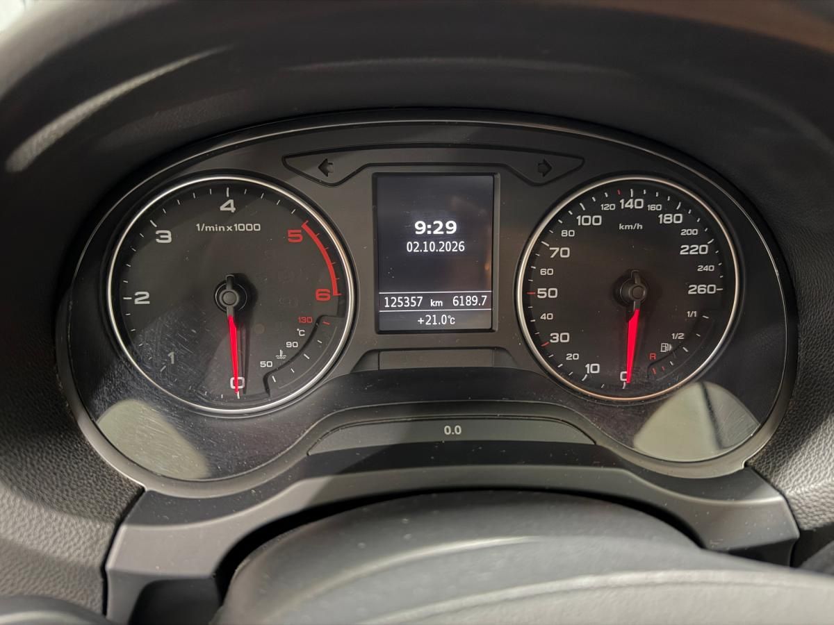 audi-a3-sportback-2015-diesel-1598cc