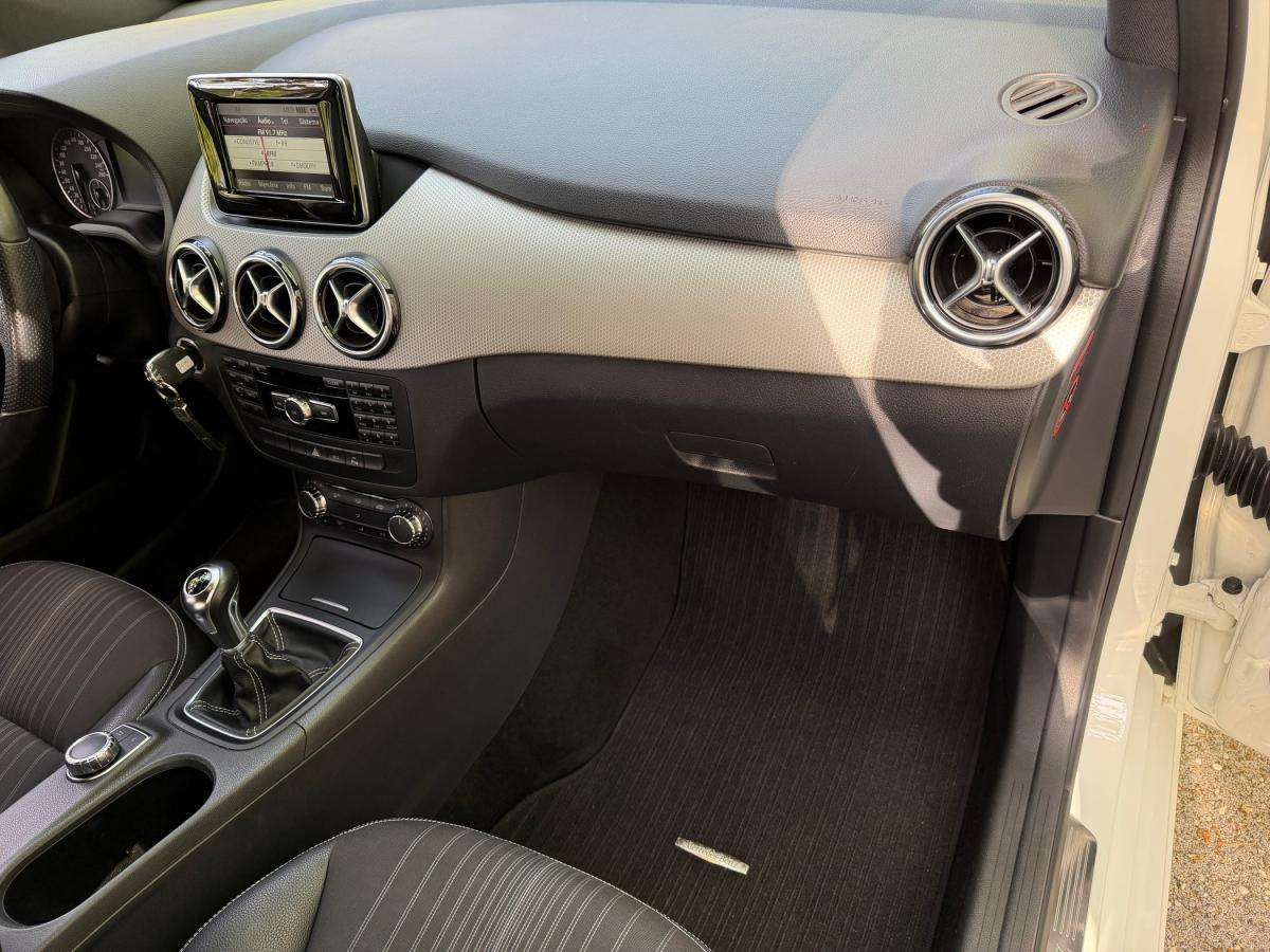 mercedes-benz-classe-b-2013-diesel-1796cc