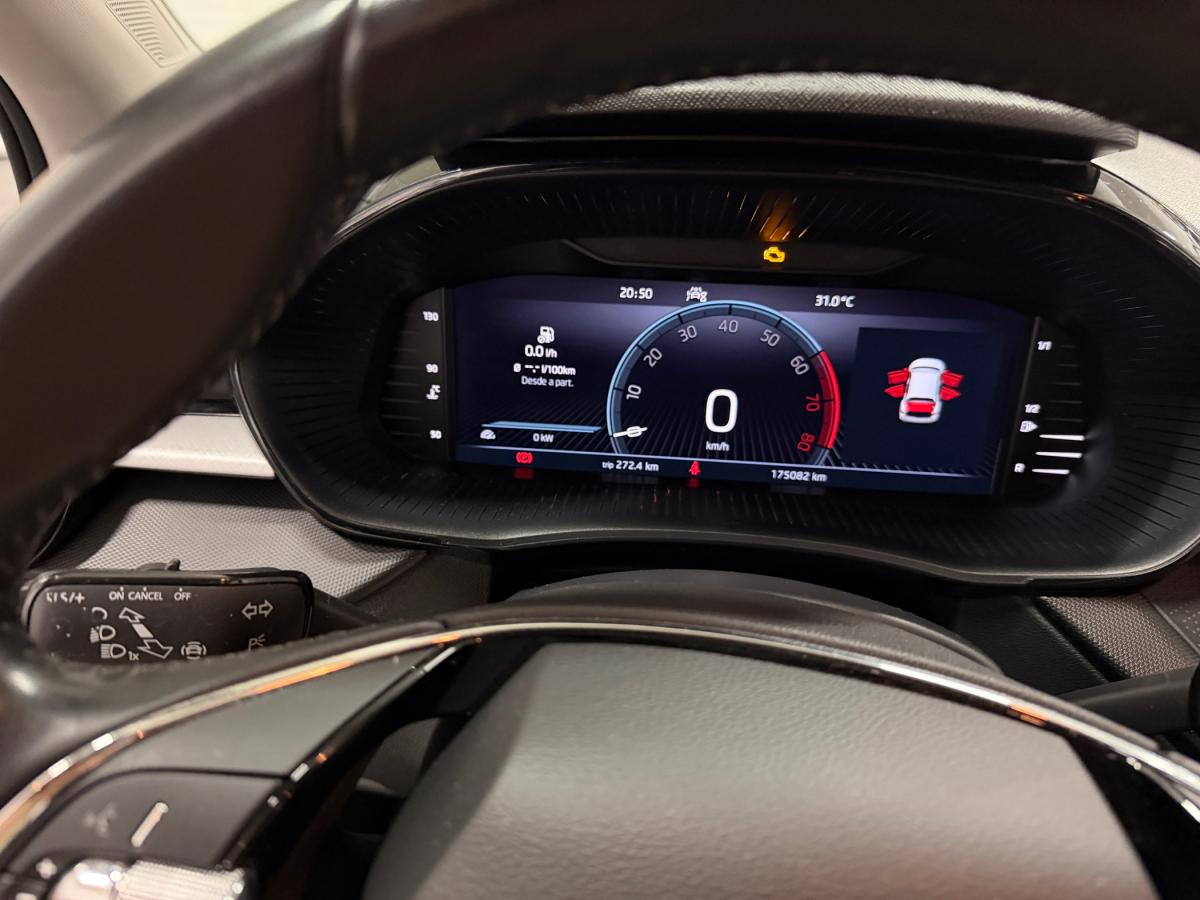 skoda-fabia-2022-gasolina-999cc