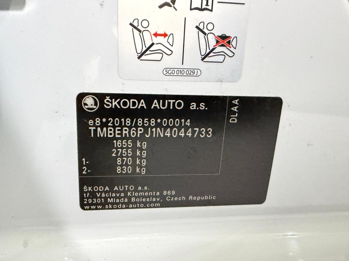 skoda-fabia-2022-gasolina-999cc