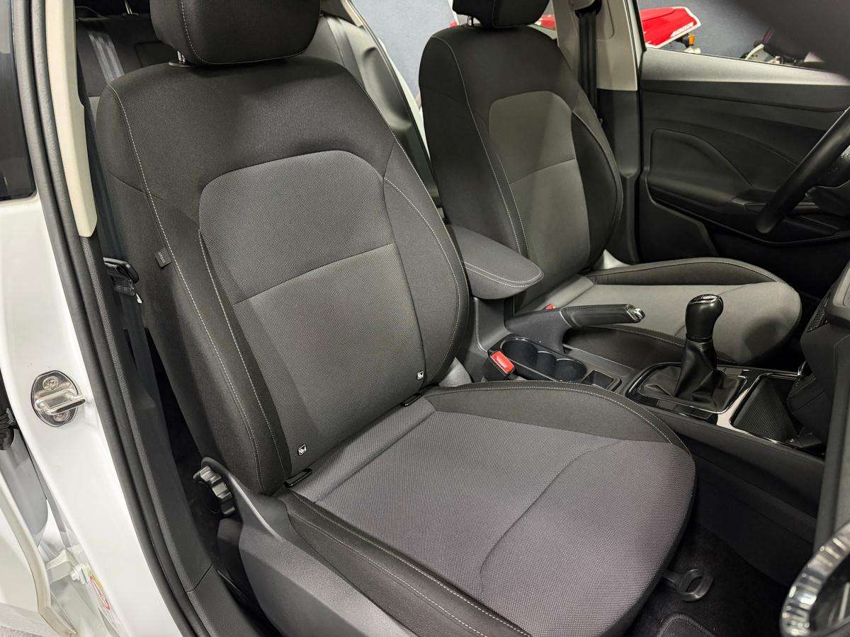 skoda-fabia-2022-gasolina-999cc