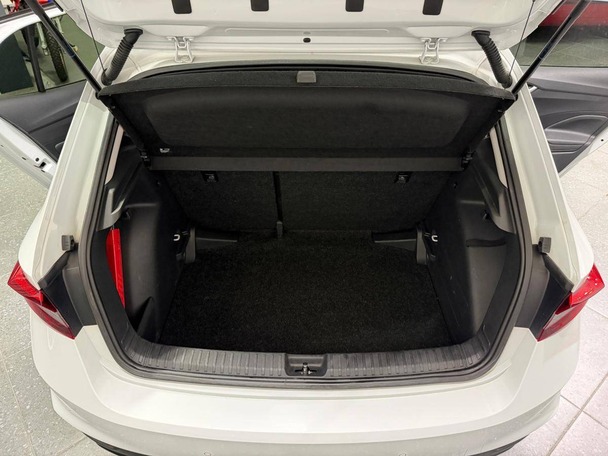skoda-fabia-2022-gasolina-999cc