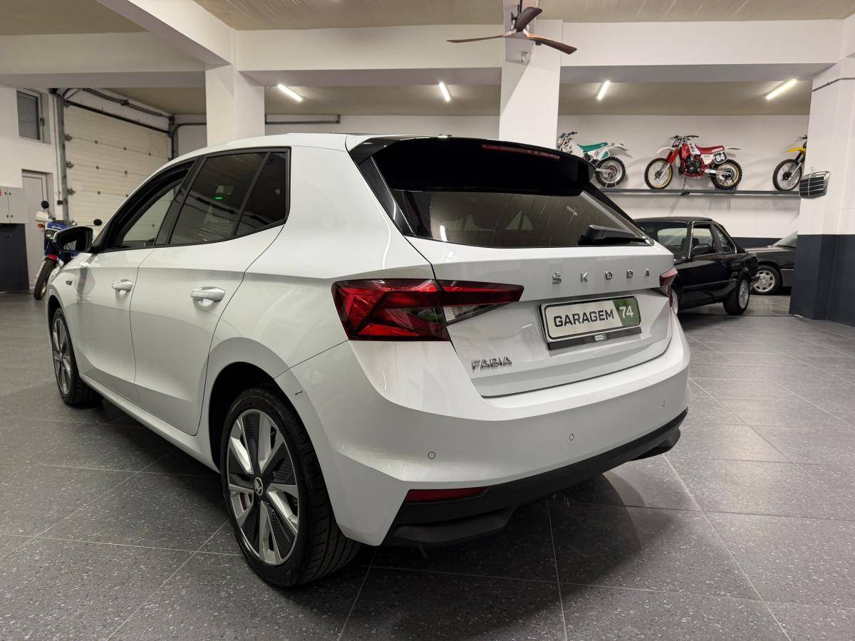 skoda-fabia-2022-gasolina-999cc