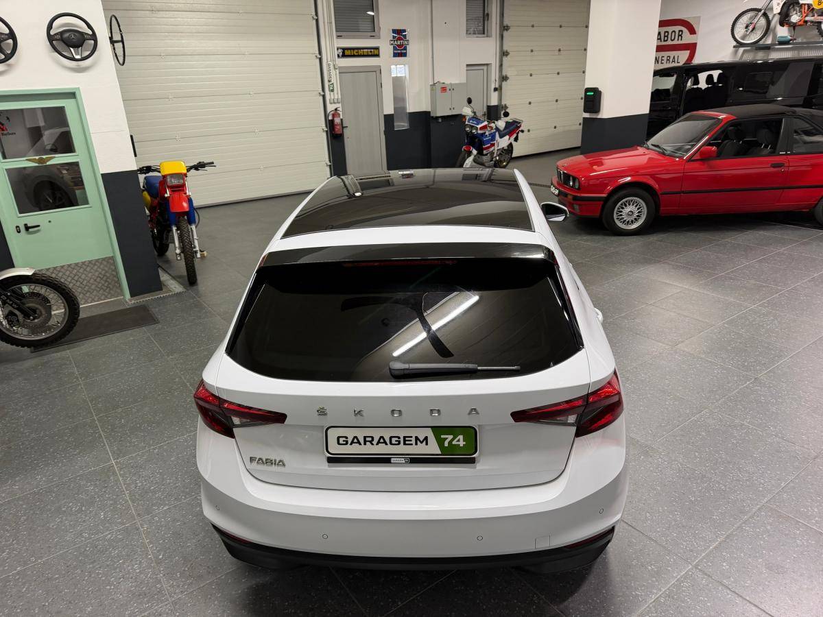 skoda-fabia-2022-gasolina-999cc