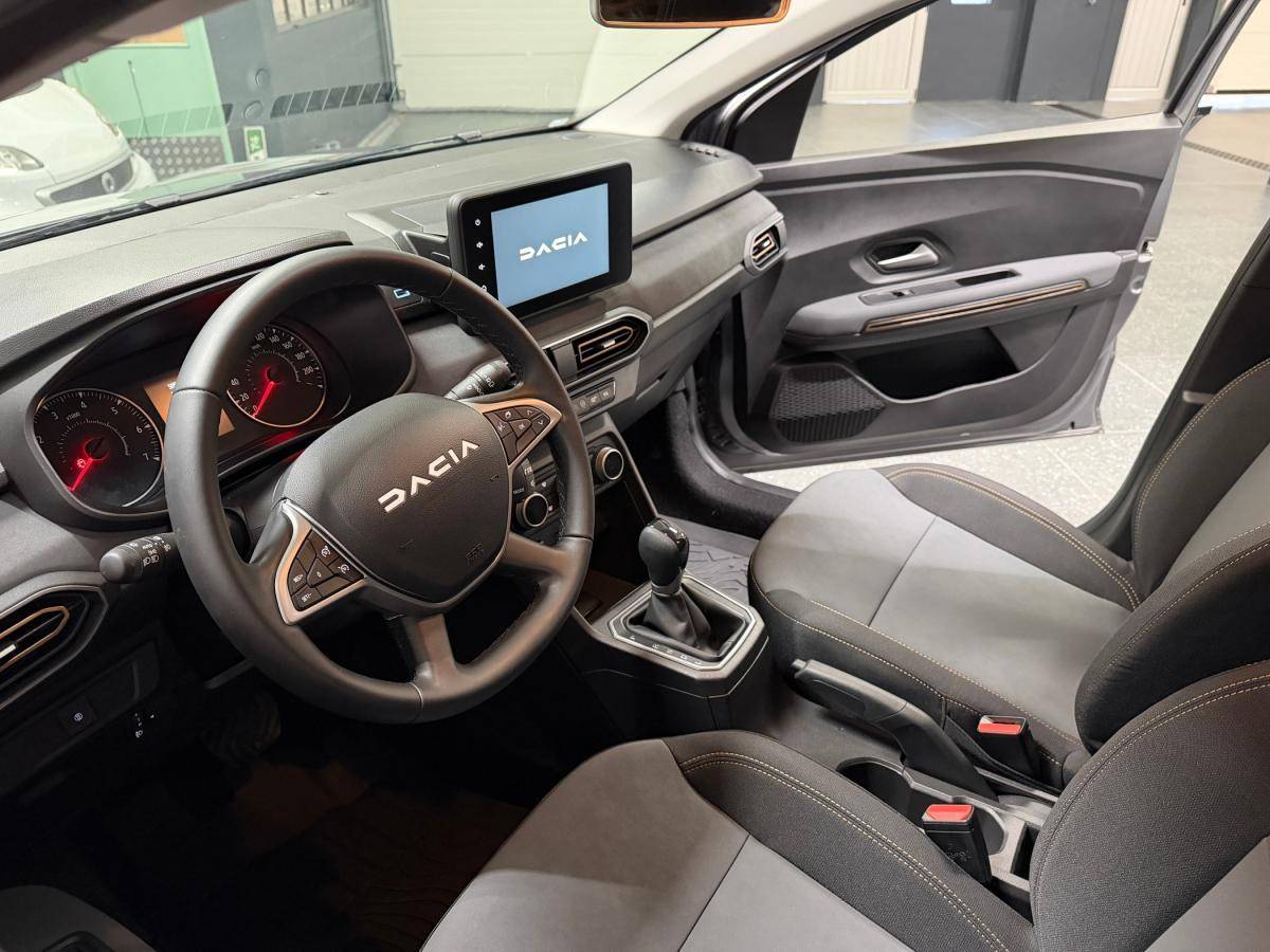 dacia-sandero-2025-gasolina-999cc