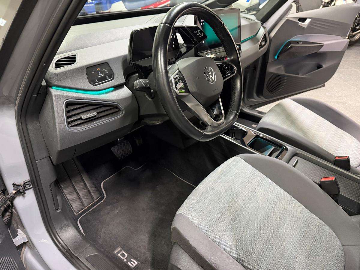 volkswagen-id-3-2021-eletrico-500cc