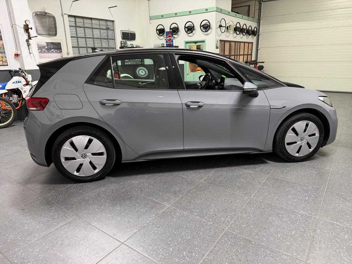 volkswagen-id-3-2021-eletrico-500cc