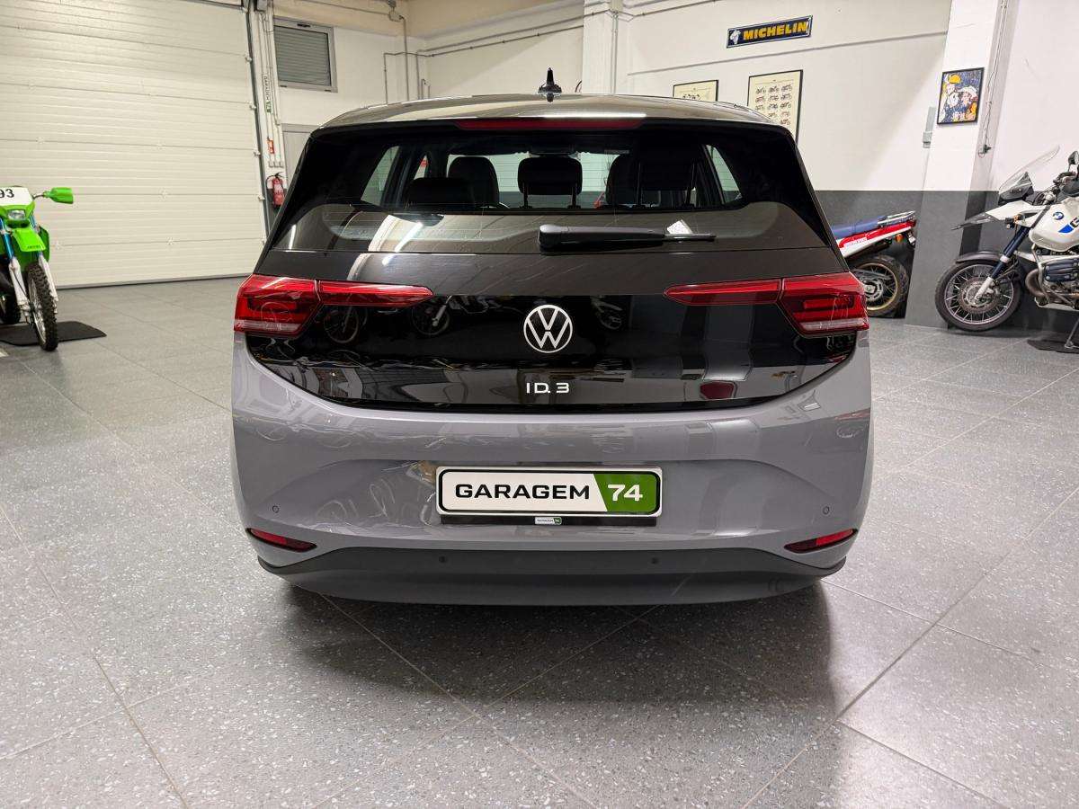 volkswagen-id-3-2021-eletrico-500cc
