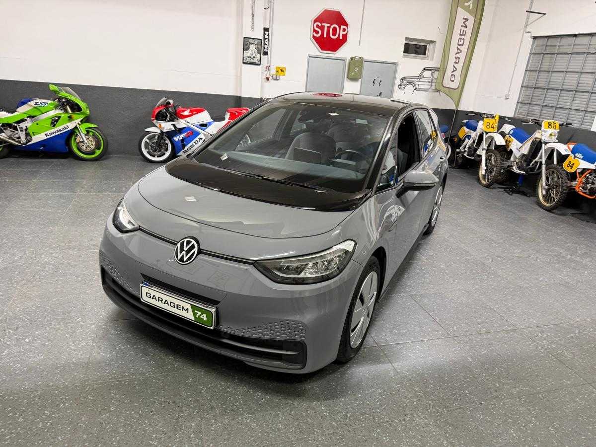 volkswagen-id-3-2021-eletrico-500cc